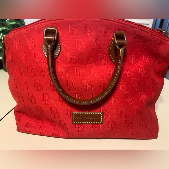 Dooney & Bourke Handbags - Dooney & Bourke Red Purse